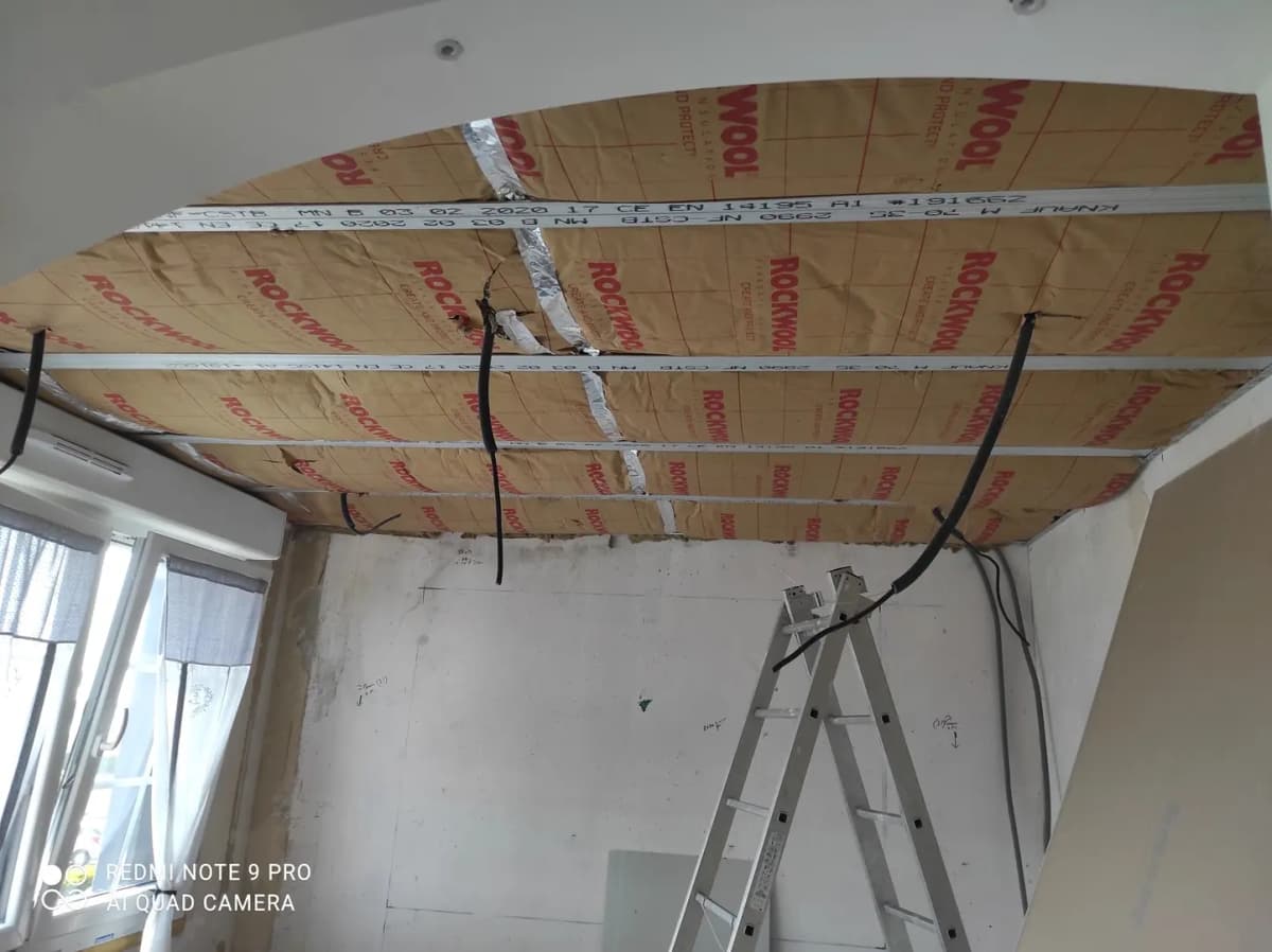 Installation de cloisons sèches